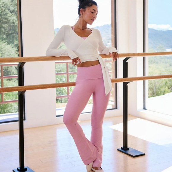 Beyond Yoga Pants - Beyond Yoga Spacedye Foldover Bootcut Pant in baby pink haze heather W's M NWT 